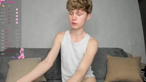 Snapshot of christian_di0r chatting on 09/20/25, 06:31 Christian PVT open online show from 09/20/25, 06:31