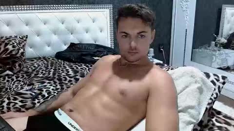 Snapshot of christianhot_ chatting on 09/24/25, 04:32 Master Gab online show from 09/24/25, 04:32