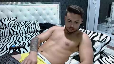 Snapshot of christianhot_ chatting on 10/23/25, 05:23 Master Gab online show from 10/23/25, 05:23