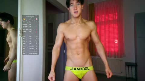 Snapshot of christianlevine_ chatting on 04/25/26, 10:07 UPVOTE ME ------ ILL DO SOMETHING FOR FREE online show from 04/25/26, 10:07