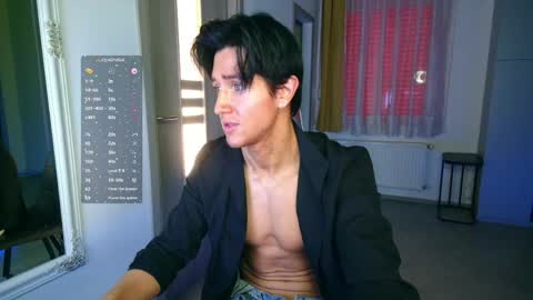 Snapshot of christianlevine_ chatting on 04/27/26, 04:16 UPVOTE ME ------ ILL DO SOMETHING FOR FREE online show from 04/27/26, 04:16