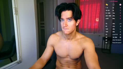 Snapshot of christianlevine_ chatting on 04/28/26, 09:14 UPVOTE ME ------ ILL DO SOMETHING FOR FREE online show from 04/28/26, 09:14