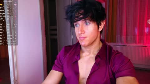 Snapshot of christianlevine_ chatting on 05/22/26, 04:41 UPVOTE ME ------ ILL DO SOMETHING FOR FREE online show from 05/22/26, 04:41