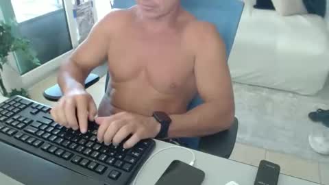 Michael USA online show from 04/23/26, 04:42