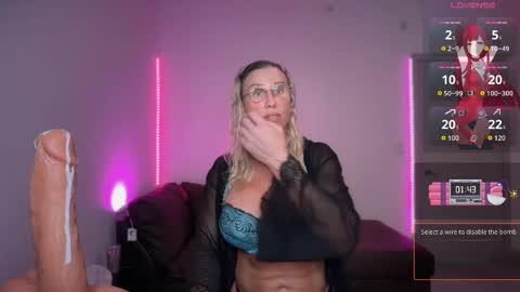 Chris Tina Bruce online show from 05/22/26, 04:56