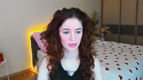 christinaconteeree online show from 04/05/26, 03:15
