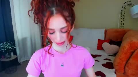 Snapshot of christinaconteeree chatting on 07/09/26, 11:14 christinaconteeree online show from 07/09/26, 11:14