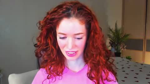 Snapshot of christinaconteeree chatting on 07/11/26, 11:13 christinaconteeree online show from 07/11/26, 11:13
