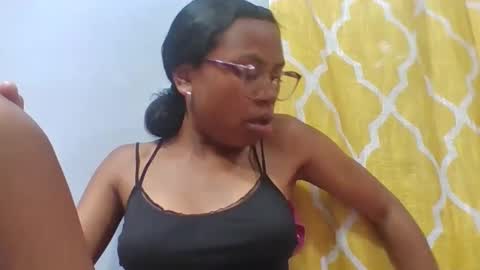 Snapshot of christinah262488 chatting on 03/19/26, 02:48 christinah262488 online show from 03/19/26, 02:48