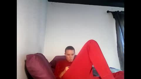 Snapshot of christinasaunters chatting on 01/07/25, 04:37 Christina Saunters online show from 01/07/25, 04:37