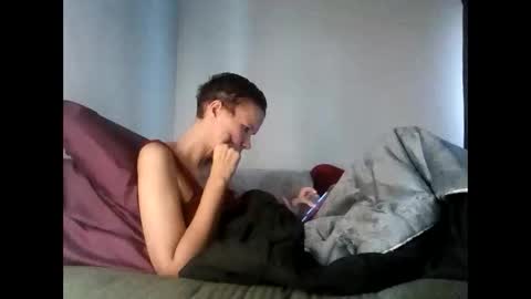 Snapshot of christinasaunters chatting on 02/04/25, 03:57 Christina Saunters online show from 02/04/25, 03:57