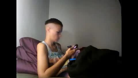 Snapshot of christinasaunters chatting on 02/08/25, 11:44 Christina Saunters online show from 02/08/25, 11:44