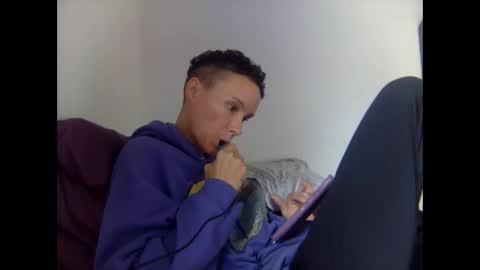 Snapshot of christinasaunters chatting on 03/01/25, 08:10 Christina Saunters online show from 03/01/25, 08:10