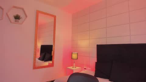 Christine  online show from 01/14/26, 12:00