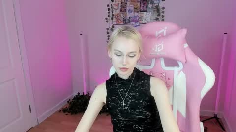 christine_jacksonn online show from 03/12/25, 03:57
