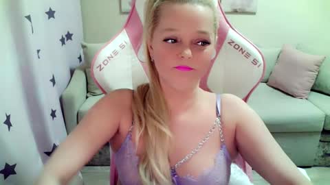 Christi online show from 02/07/26, 01:48