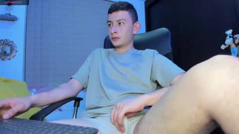 Snapshot of christmiller_1 chatting on 02/16/25, 05:04 christmiller_1 online show from 02/16/25, 05:04