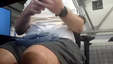 Snapshot of christopher232323 chatting on 12/31/24, 06:05 christopher232323 online show from 12/31/24, 06:05