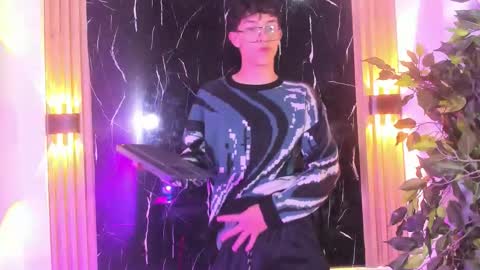 Snapshot of christopher_hunter chatting on 02/02/26, 04:11 Chrisopher Hunter online show from 02/02/26, 04:11