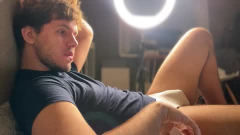 Christopher online show from 11/07/25, 05:57