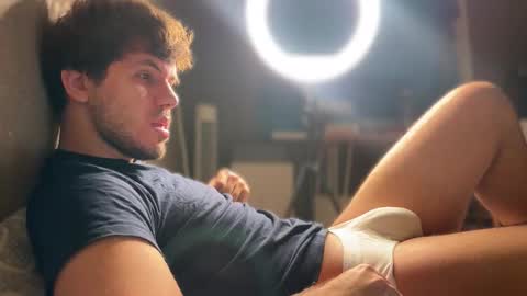 Christopher online show from 11/08/25, 06:57