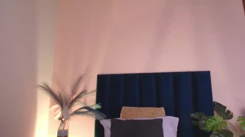 Christy online show from 04/17/26, 12:19