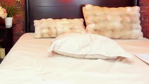 christyna_ross online show from 07/09/26, 07:29