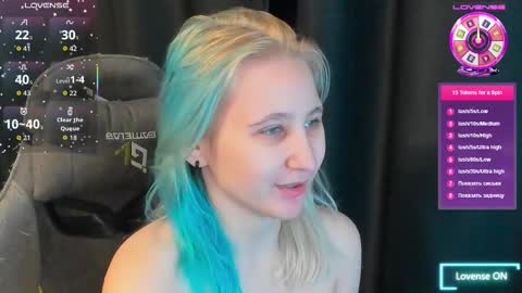 christyw3b online show from 11/16/25, 05:46