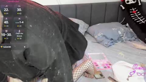 christyw3b online show from 03/28/26, 10:26