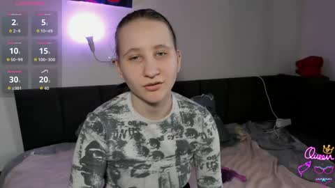 christyw3b online show from 04/01/26, 11:55