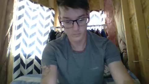 Snapshot of chrisvibess chatting on 05/17/26, 02:46 chrisvibess online show from 05/17/26, 02:46