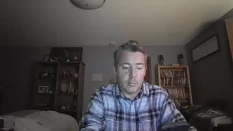 chrisw8121 online show from 11/15/25, 05:27