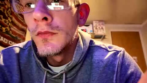 chriswells062590 online show from 02/15/26, 03:58