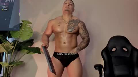 chrizmacgregor online show from 10/26/25, 08:04