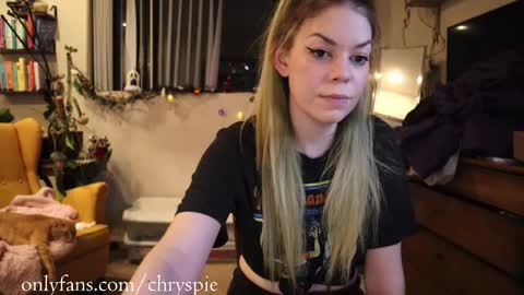 Chrys online show from 10/18/25, 05:32