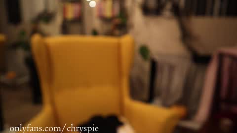 Chrys online show from 11/13/25, 06:56