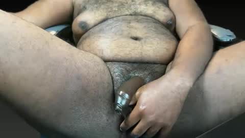 uncut chubby ebony blackdick online show from 12/24/24, 04:08