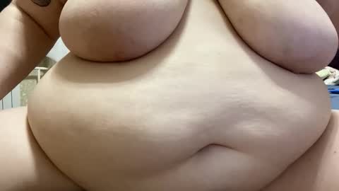 Kat online show from 11/25/25, 02:39