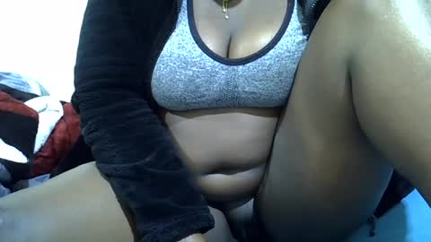 Snapshot of chubby_queenie07 chatting on 07/10/26, 11:18 DivaDee online show from 07/10/26, 11:18