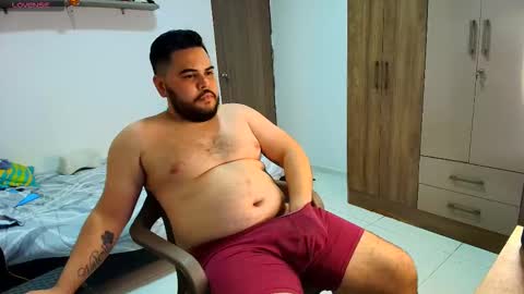 Snapshot of chubbycock_18 chatting on 11/21/25, 10:52 ChubbyCock 18 online show from 11/21/25, 10:52