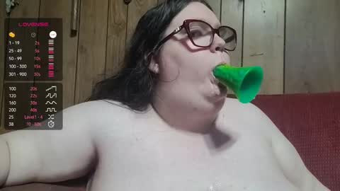 kenli online show from 11/24/25, 02:22