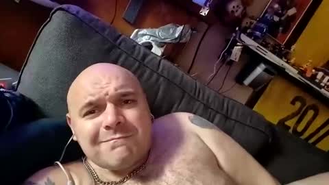 Snapshot of chubbyman44 chatting on 05/18/26, 07:58 chubbyman44 online show from 05/18/26, 07:58