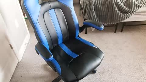 chuck online show from 01/10/25, 04:51