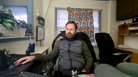 chuck7891 online show from 11/11/25, 09:48