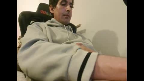 chuckyaegar1982 online show from 12/08/24, 05:55