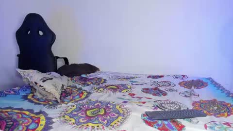 Karlay online show from 06/09/26, 05:52