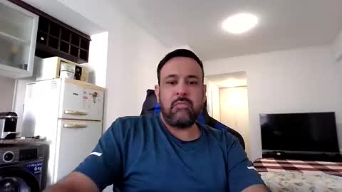 Snapshot of chupamelabi chatting on 03/29/26, 07:36 Guillote online show from 03/29/26, 07:36