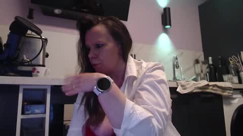 Jessica online show from 12/11/24, 09:23