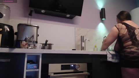 Jessica online show from 11/18/25, 12:16