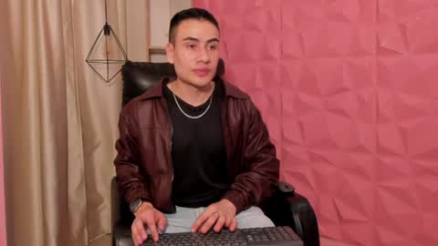 Snapshot of cian_frost chatting on 07/30/26, 12:26 CIAN online show from 07/30/26, 12:26